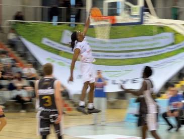 Start in die Playoffs: Bbc Clip 5e7582e3