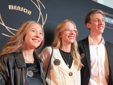 Leuchtturm Mensch: Koinor Clip 2ab005ea