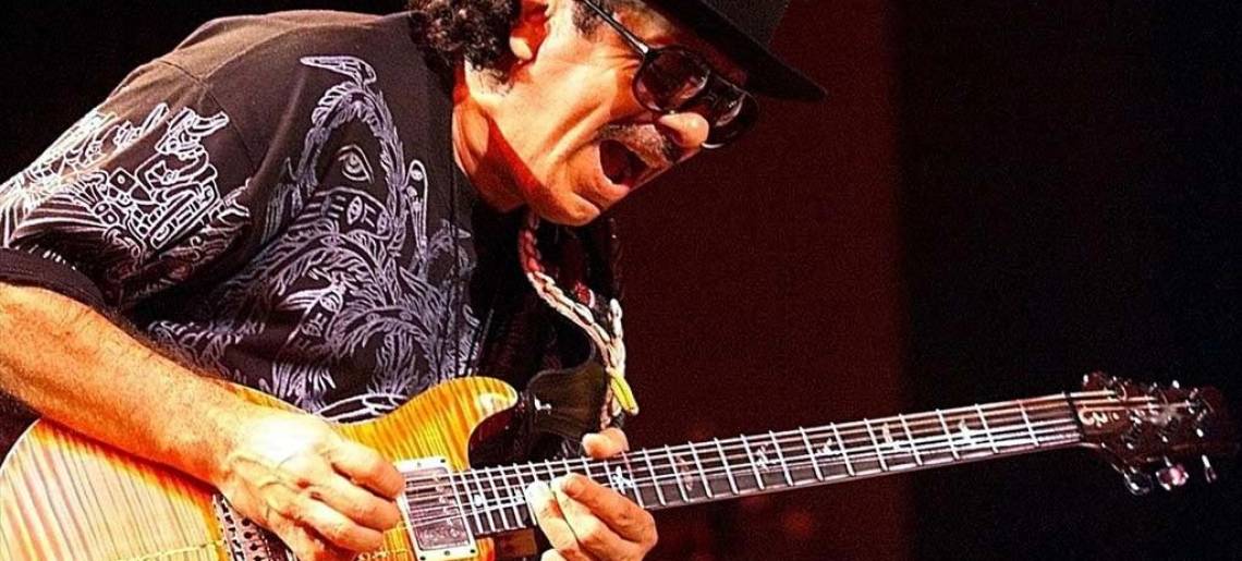 Carlos Santana kommt