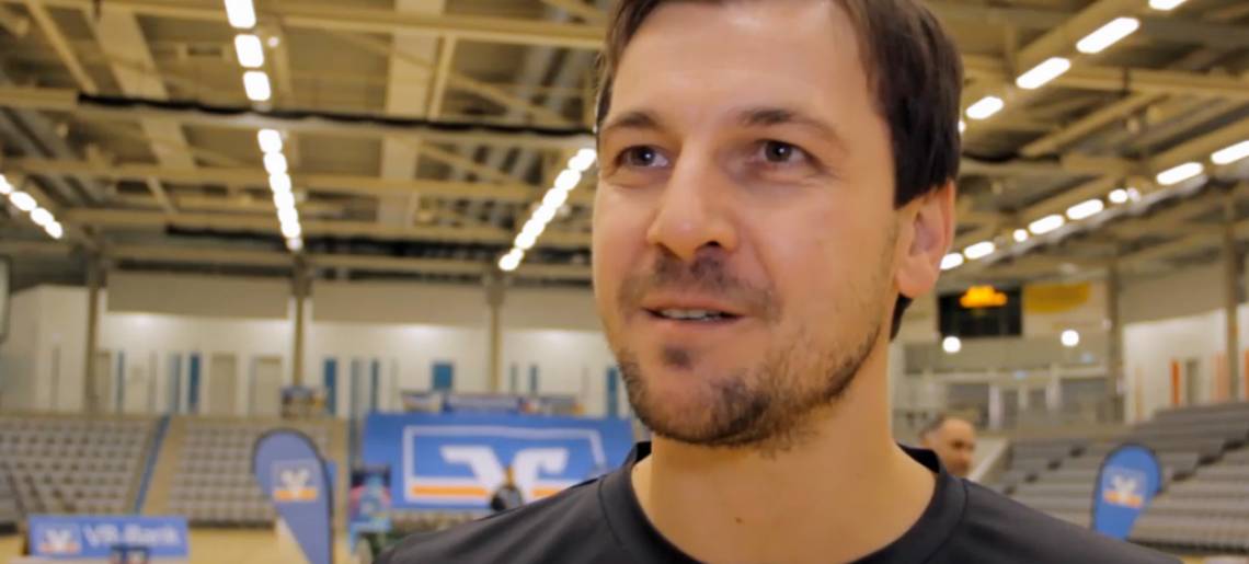 Ballkünstler in der Arena: Tt Boll Clip E4d88e6d