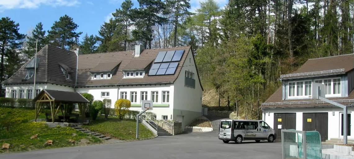 Wird dieses Haus gebraucht?: Weinberg Clip 28a57398